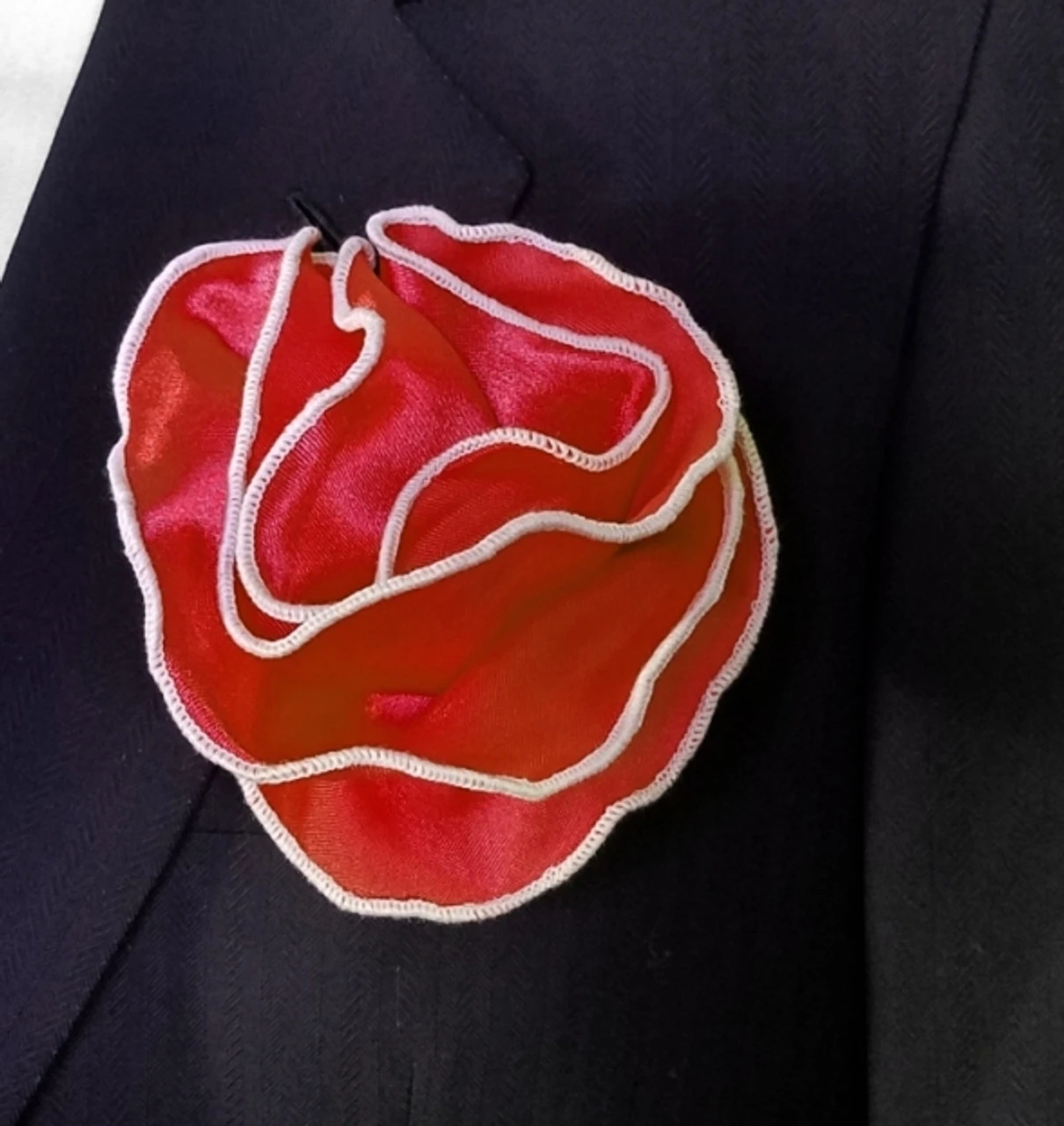 Antonio Ricci 2-in-1 Pouf Round Pocket Square - White Trim On Red 4 Antonio Ricci 2-in-1 Pouf Round Pocket Square - White Trim On Red - Image 2