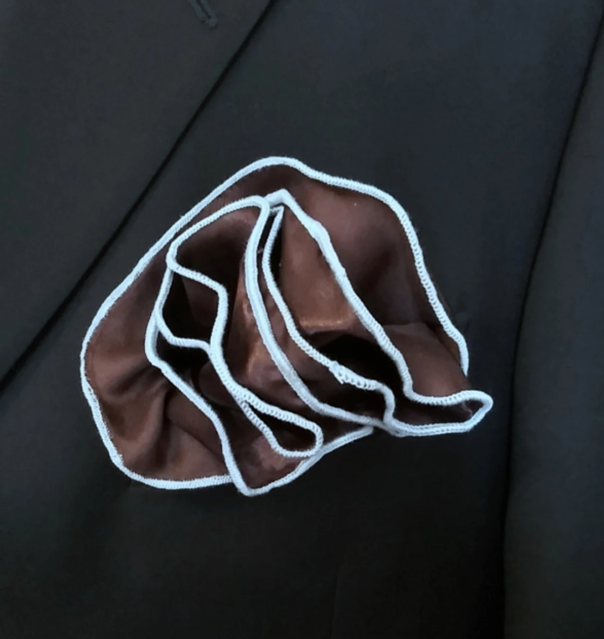 Antonio Ricci 2-in-1 Pouf Round Pocket Square - Baby Blue On Brown 3 Antonio Ricci 2-in-1 Pouf Round Pocket Square - Baby Blue On Brown