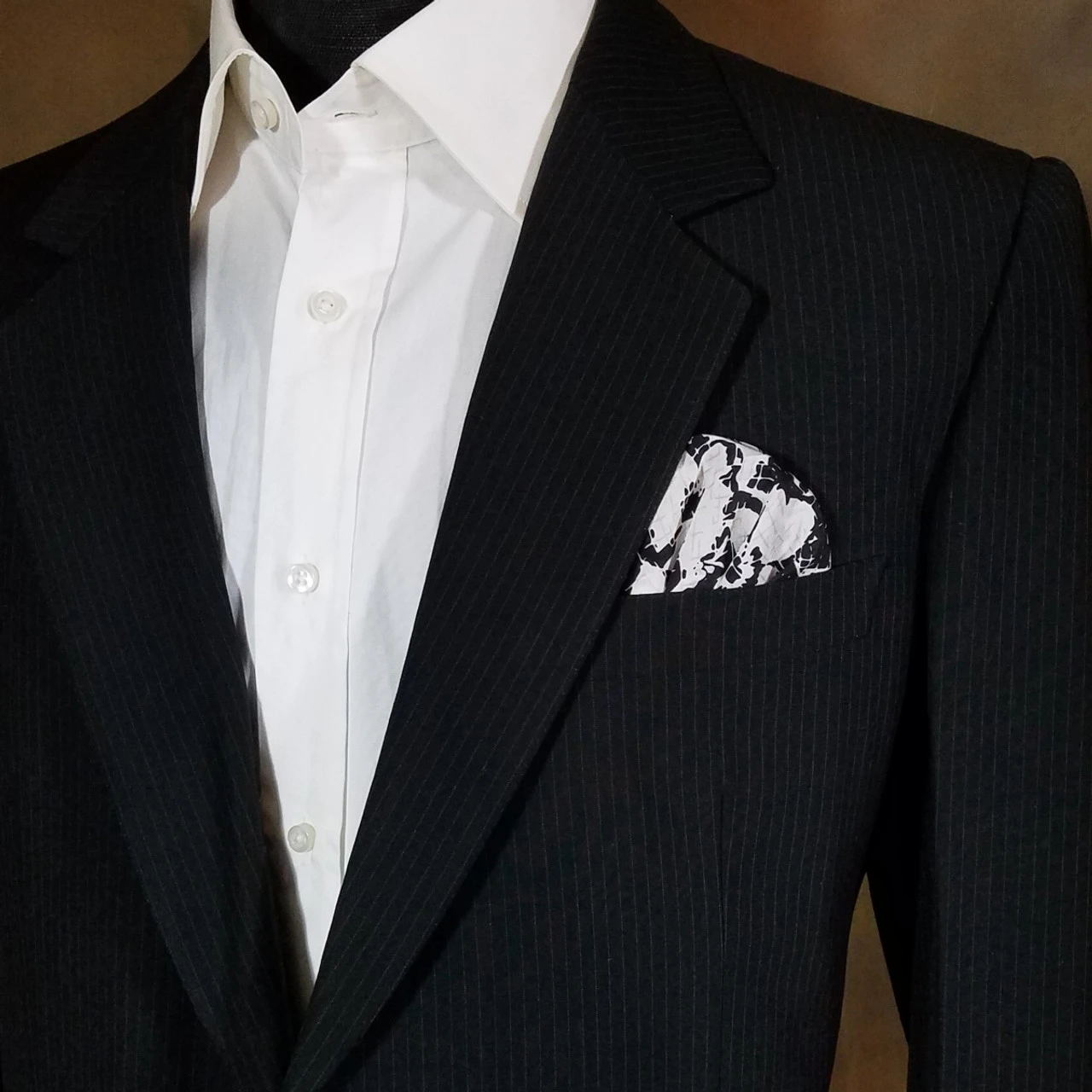 100% Silk Pre-Folded Fan Design Pocket Square Insert - Black & White Floral 7 100% Silk Pre-Folded Fan Design Pocket Square Insert - Black & White Floral - Image 5