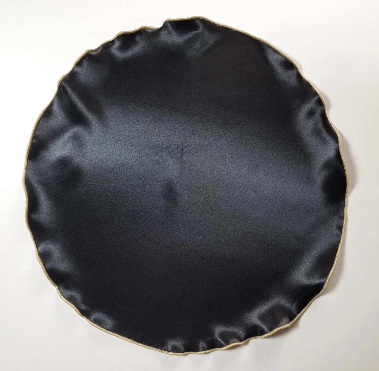 Antonio Ricci 2-in-1 Pouf Round Pocket Square - Light Gold Trim On Black 5 Antonio Ricci 2-in-1 Pouf Round Pocket Square - Light Gold Trim On Black - Image 3