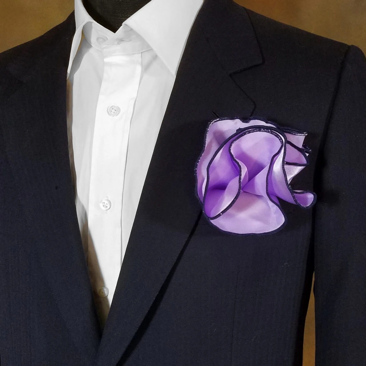 Antonio Ricci 2-in-1 Pouf Round Pocket Square - Dark Navy On Lavender 4 Antonio Ricci 2-in-1 Pouf Round Pocket Square - Dark Navy On Lavender - Image 2