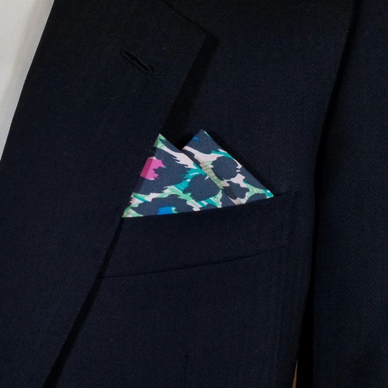 100% Cotton Pre-Folded Pocket Square Handkerchief Insert - Navy & Green Abstract Floral 3 100% Cotton Pre-Folded Pocket Square Handkerchief Insert - Navy & Green Abstract Floral