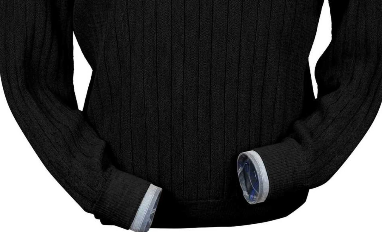 Peru Unlimited Baby Alpaca And Wool Half Zip Sweater - Black 6 Peru Unlimited Baby Alpaca And Wool Half Zip Sweater - Black - Image 4