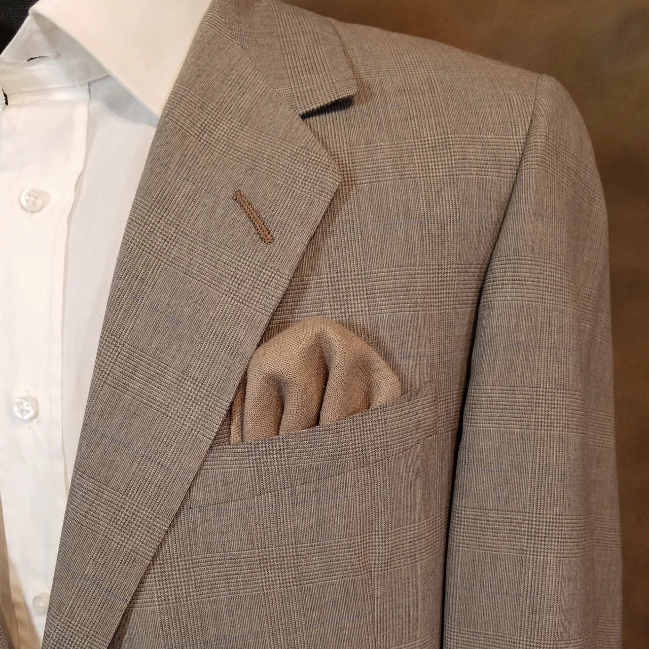 Men's Sand Tan 100% Linen Pre-Folded Pocket Square Insert - Fan Design 4 Men's Sand Tan 100% Linen Pre-Folded Pocket Square Insert - Fan Design - Image 2