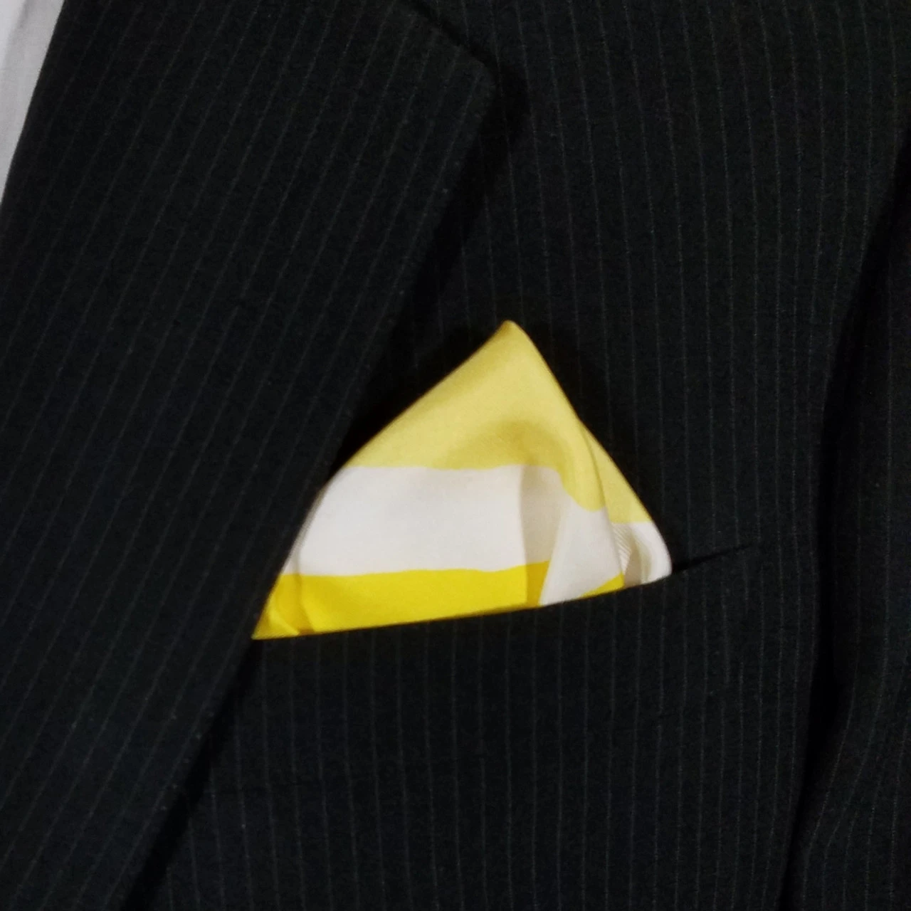 Yellow & White 100% Silk Pre-Folded Pocket Square Insert 3 Yellow & White 100% Silk Pre-Folded Pocket Square Insert